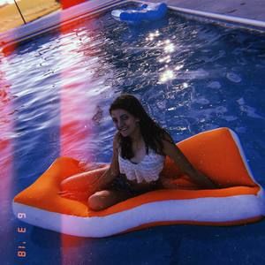 Meet your Posher, Hayley